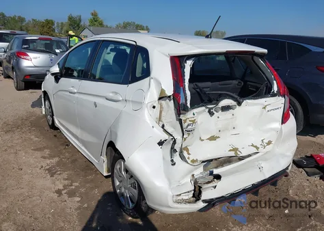 2018 Honda Fit Sport z USA, uszkodzony, nr VIN 3HGGK5H69JM712781